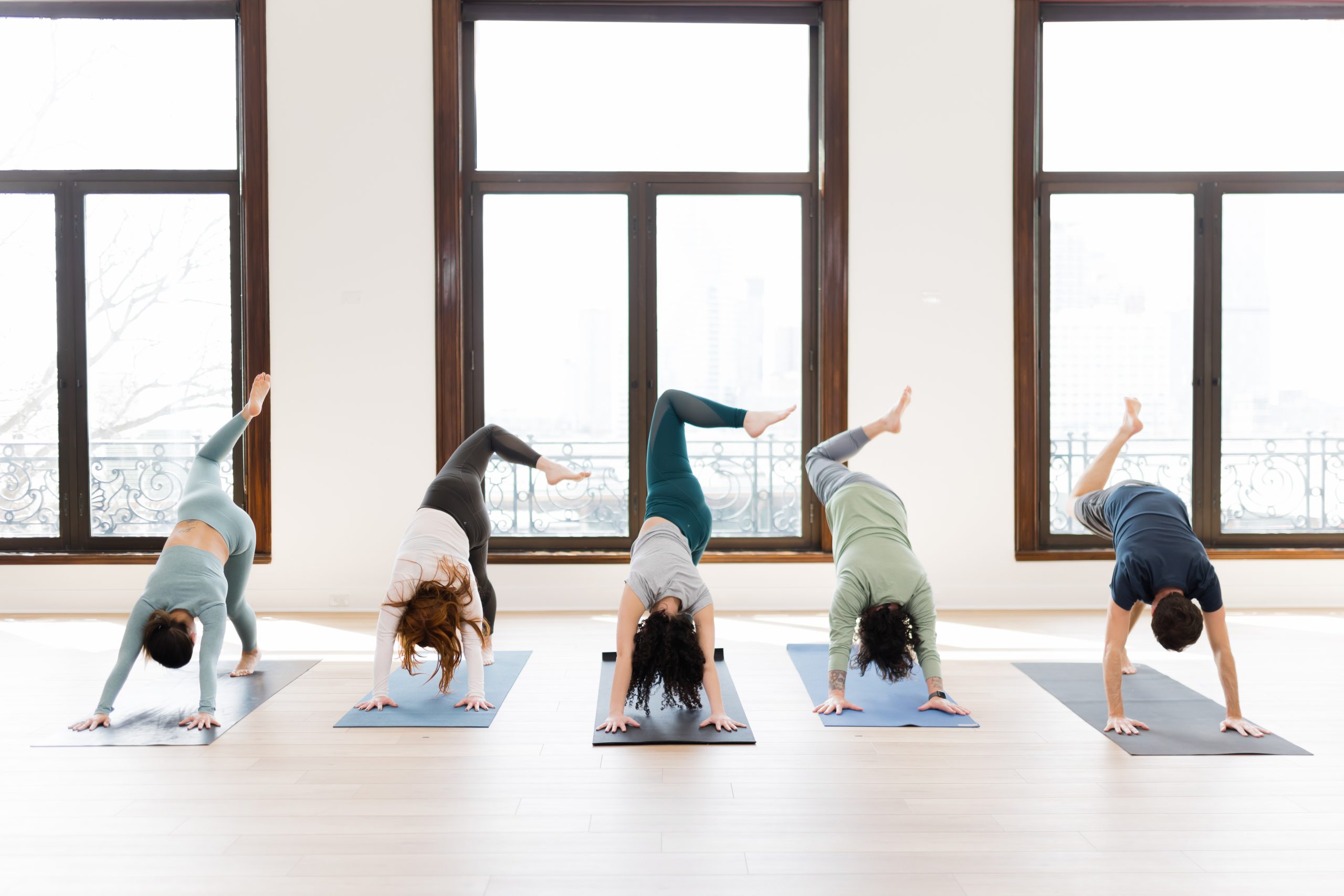 How To Become A Yoga Instructor: The Definitive Guide